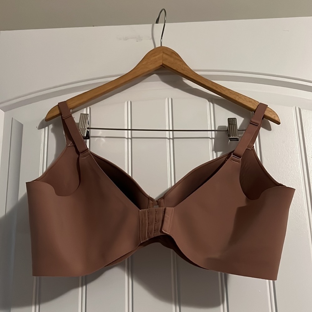 auden 42D
Lightly Lined Full Coverage Underwire Bra - Picture 3 of 4